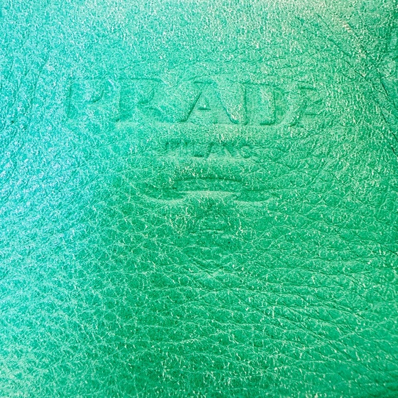 Authentic Leather Prada purse in Auquamarine - Picture 2 of 11